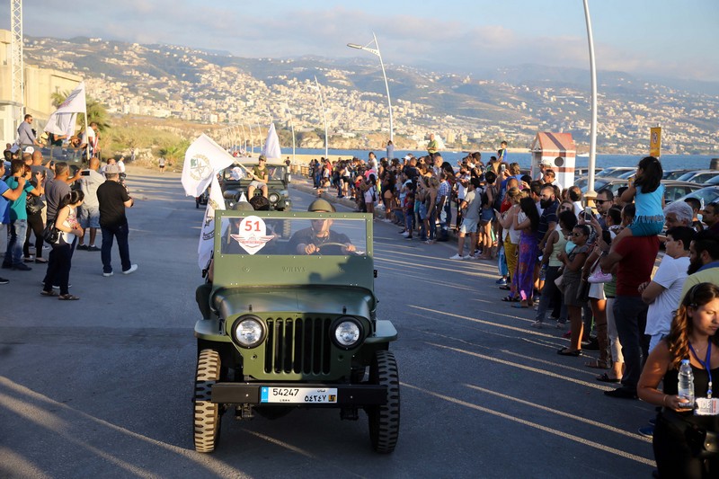 Amchit International Festival Collection Cars Parade